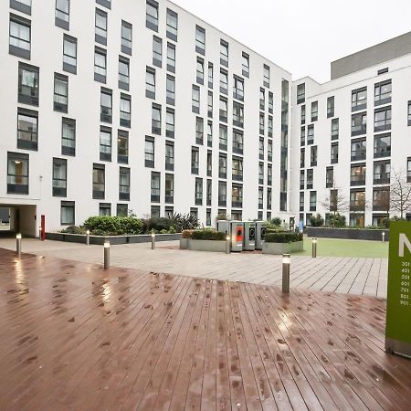 Sterling Court In Wembley ロンドン エクステリア 写真