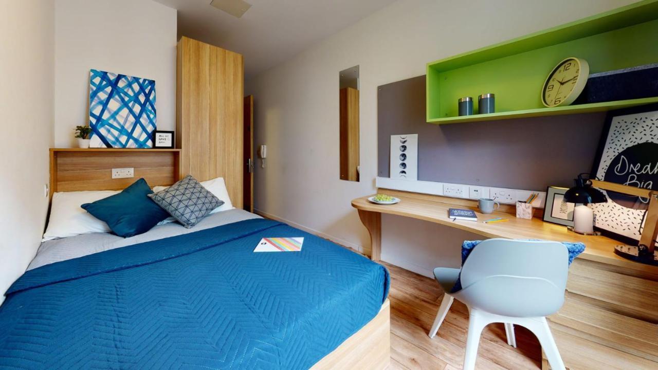ロンドンSterling Court In Wembleyアパートメント エクステリア 写真